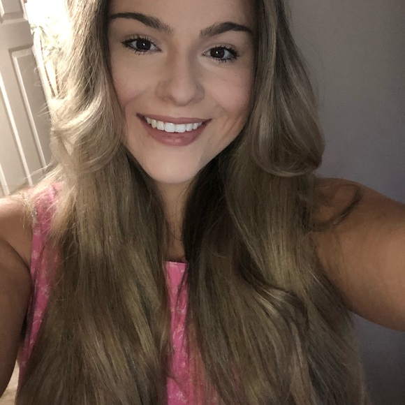 Meet your Posher, Clancey - Picture 2 of 3